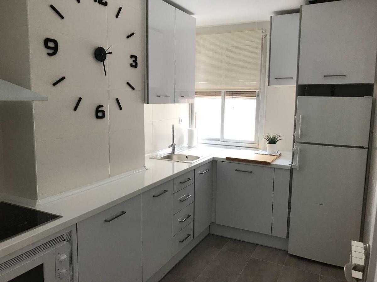 Apartamento Del Sueno Con Aire Acondicionado โลโกรโญ ภายนอก รูปภาพ